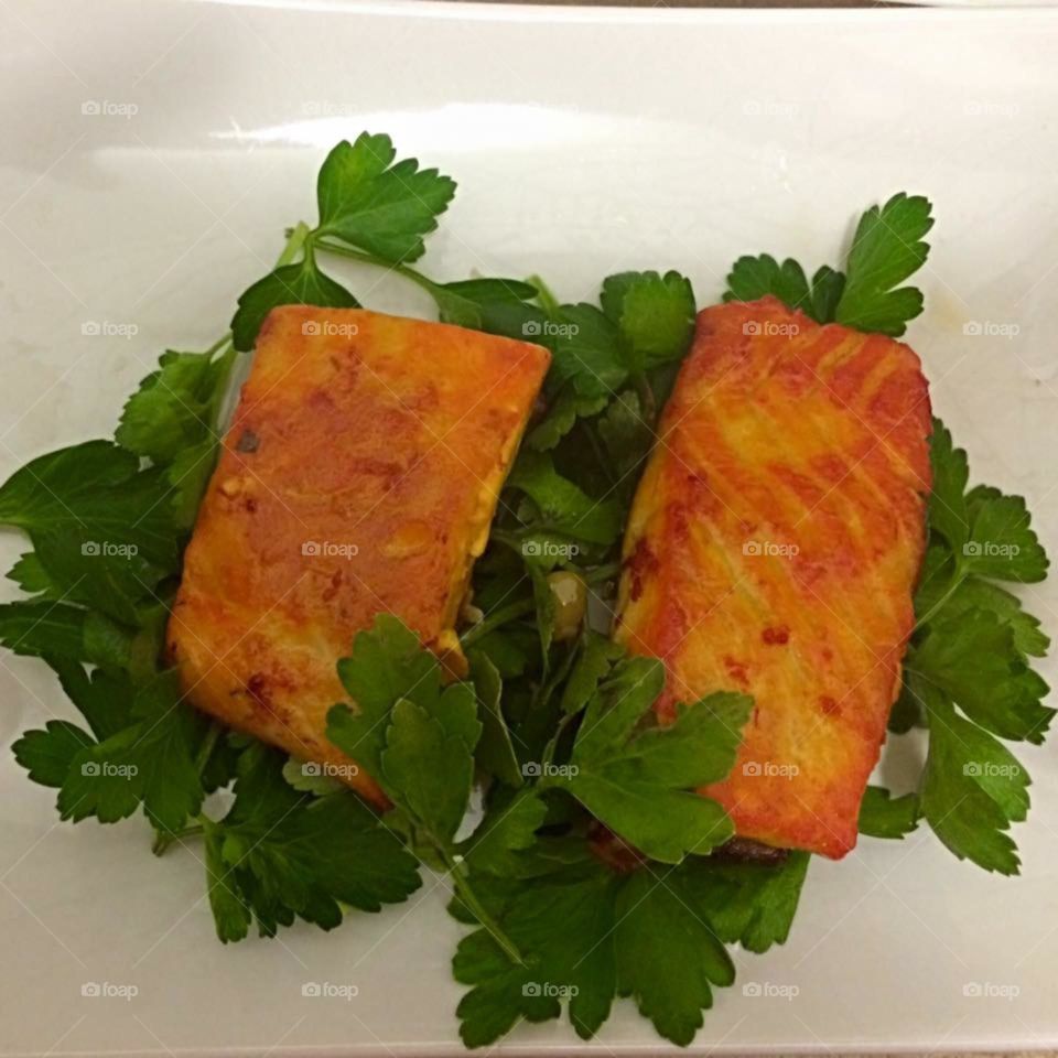 Salmon and parsley 