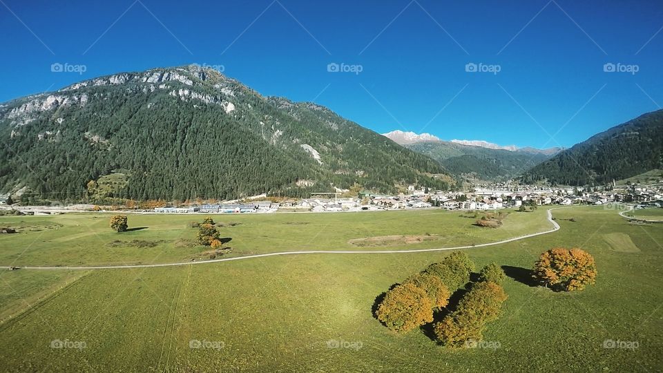 Autumn in the mountain 