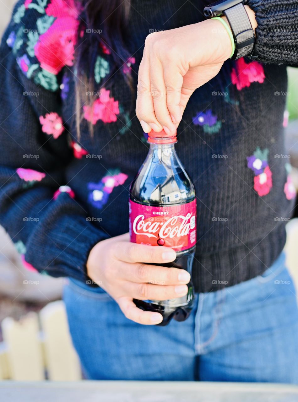 Start a day to open a bottle  Coca Cola 