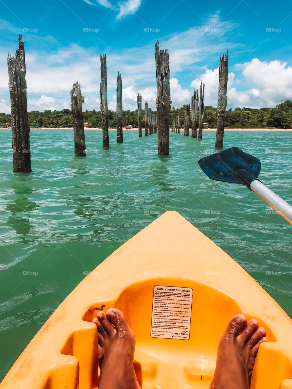 Passeio de kayak em cumuruxatiba Bahia Brasil 