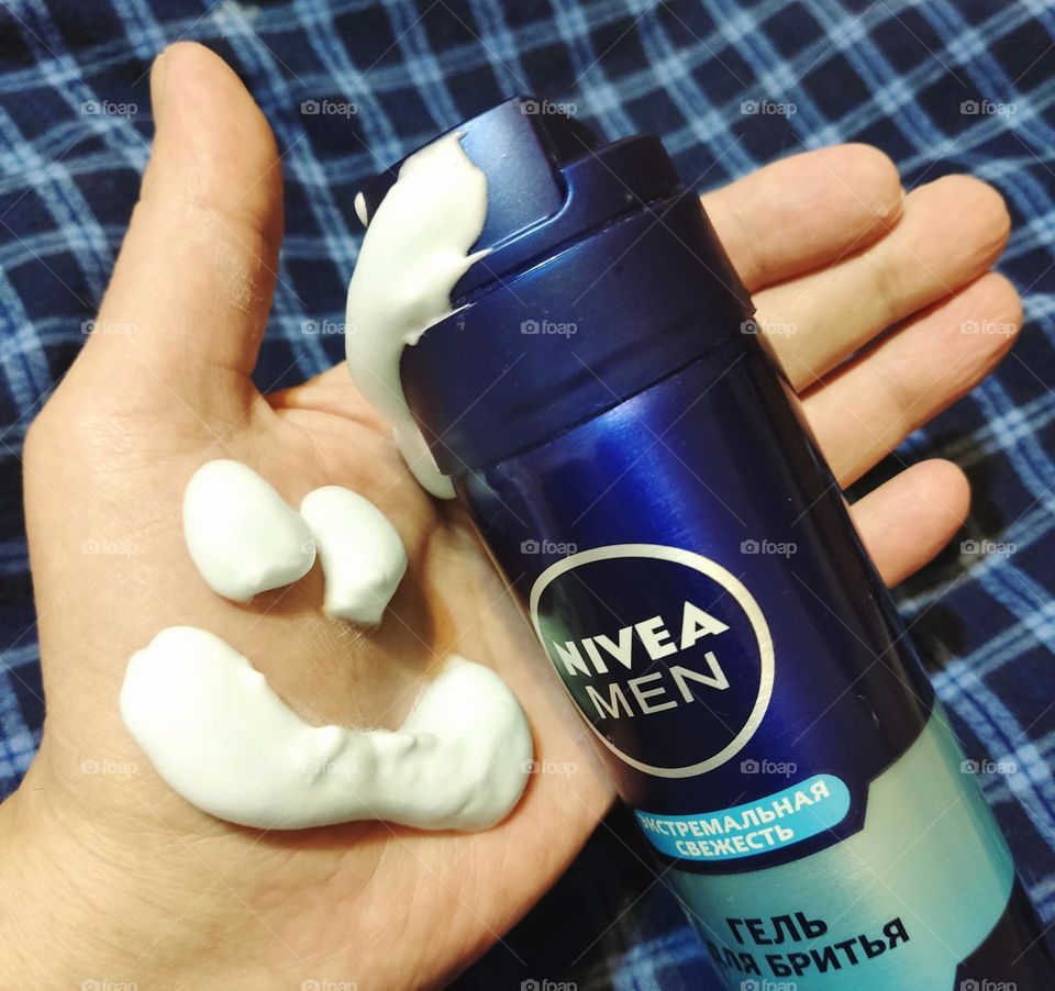 Shave with a smile  Бриться с улыбкой