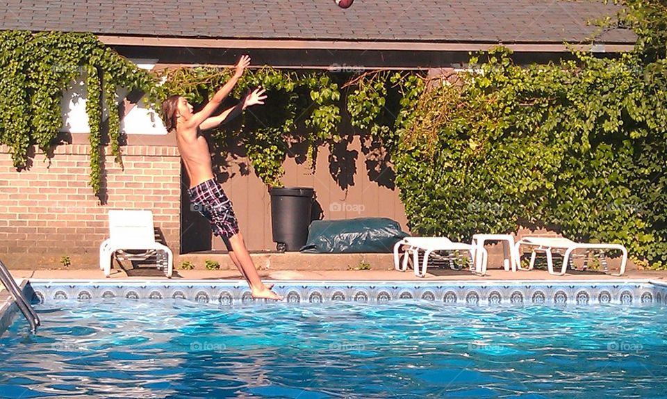 pool catch