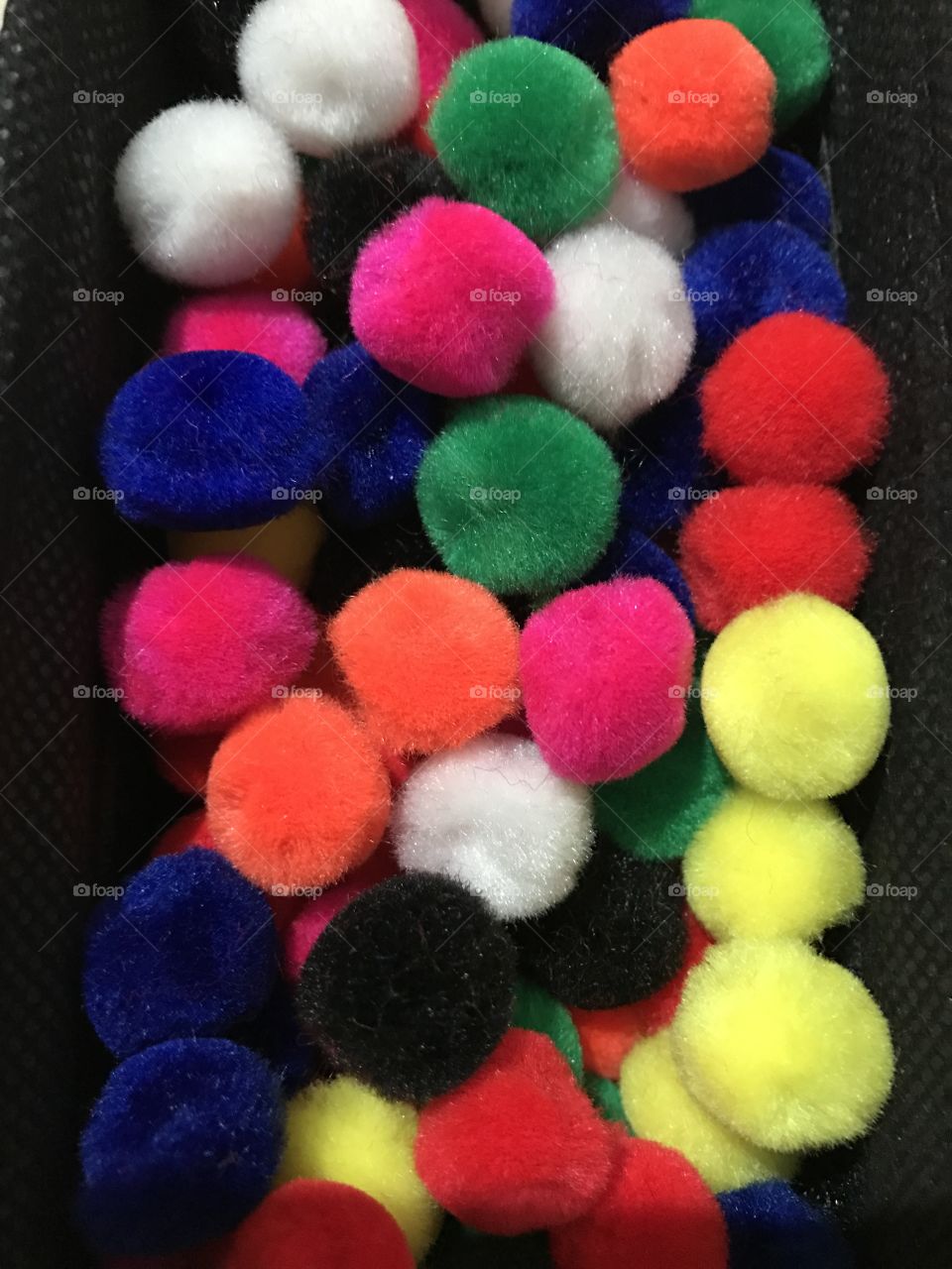 Colours - red- pink - blue - green - pompon 