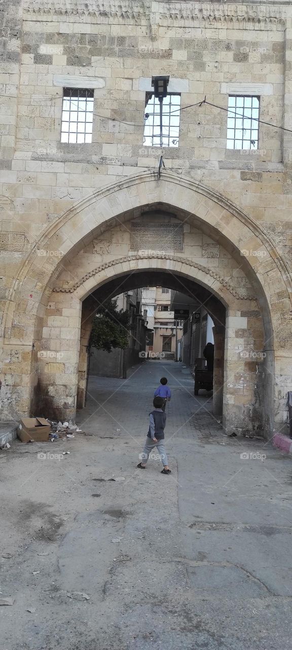 The buildings and gates of ancient civilizations are amazing