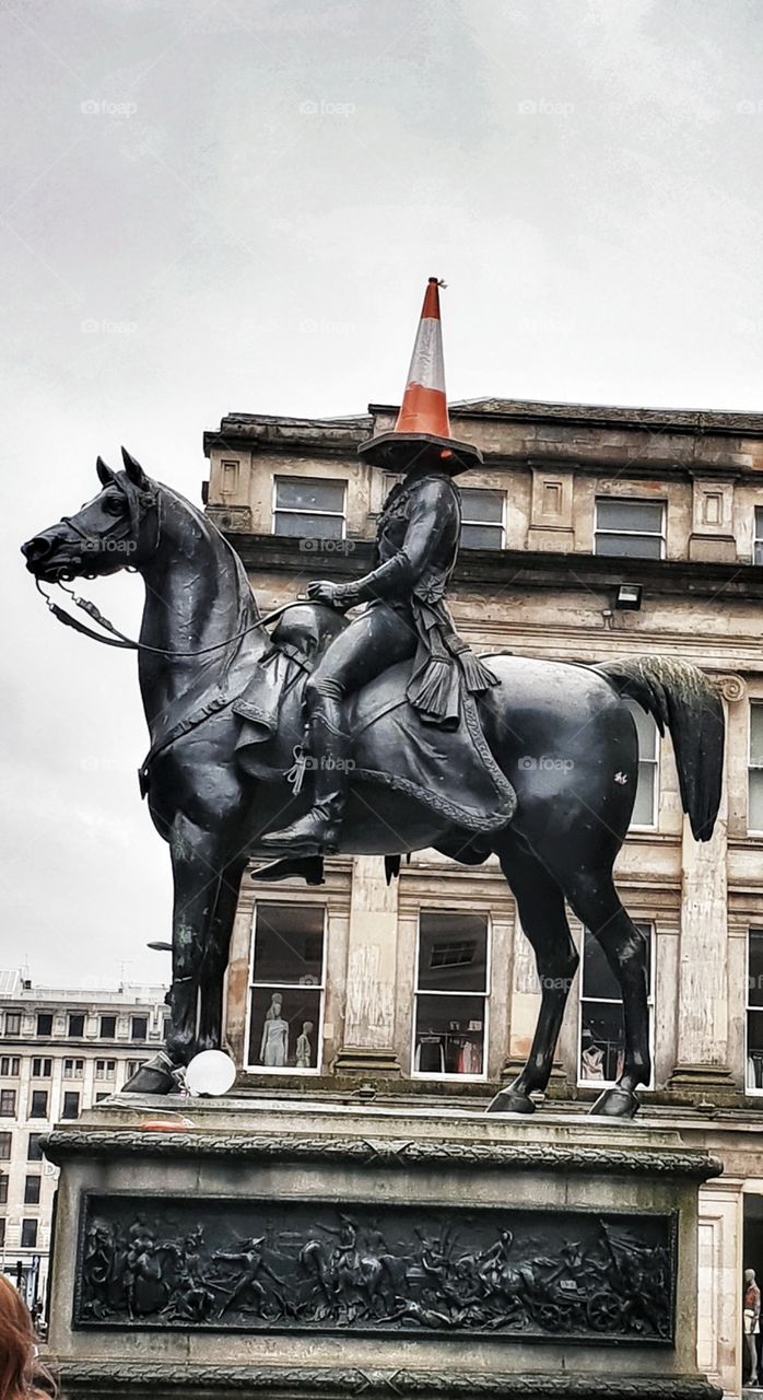 Glasgow duke of Wellington statue