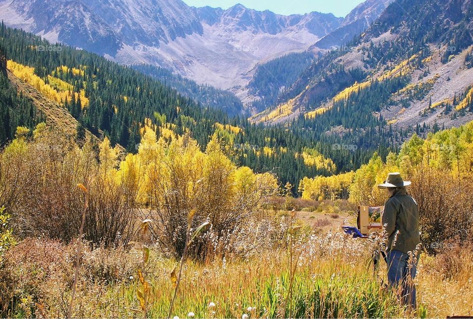 An artist captures the day