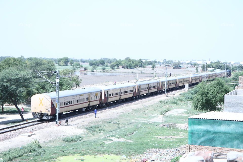 beauty of long exposure: train on track