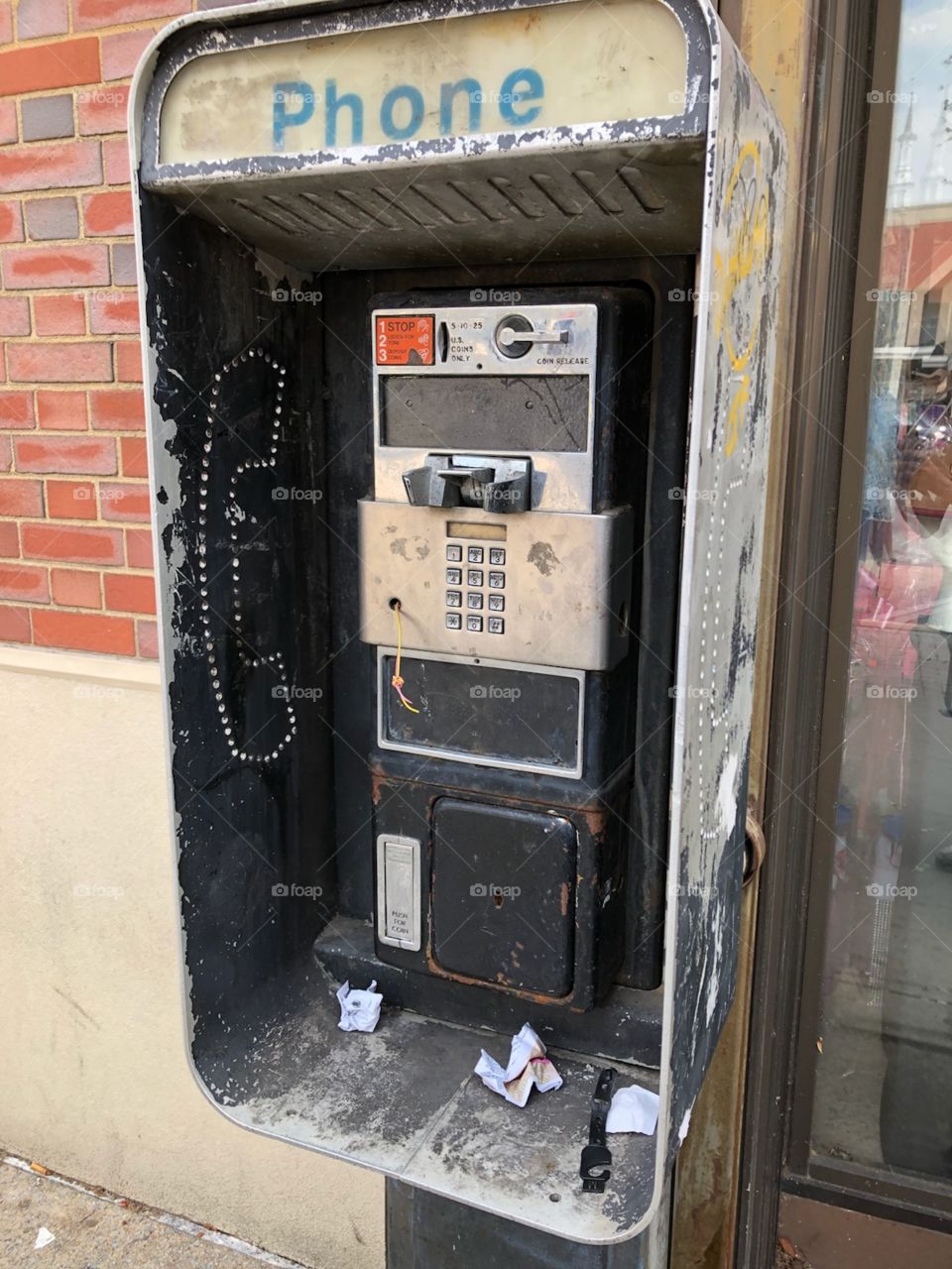 forgotten technology
Payphone Obsolete