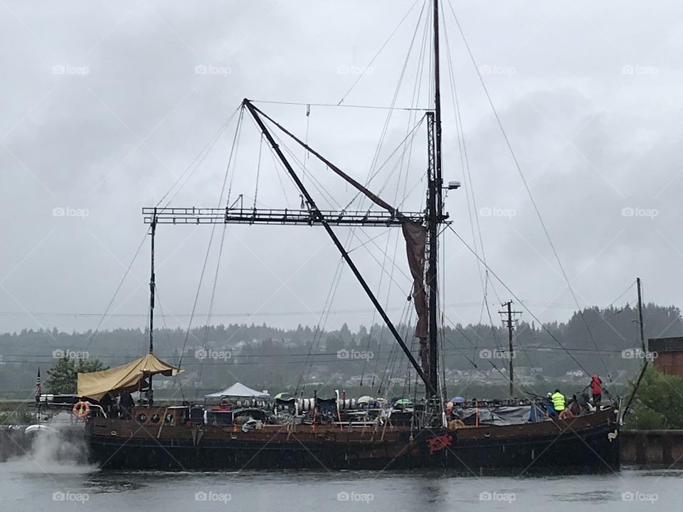 The caravan stage ship arriving in Courtney for the fundraiser for project watershed Kus Kus Sum. http://caravanstage.org. https://projectwatershed.ca/estuary-stewardship/fields-sawmill-kuskussum/