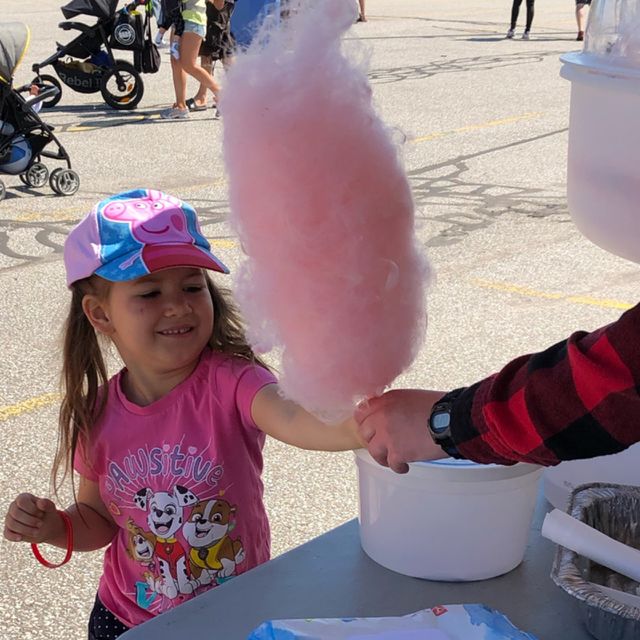 Buying Cotton Candy At The Summer Exhibition!