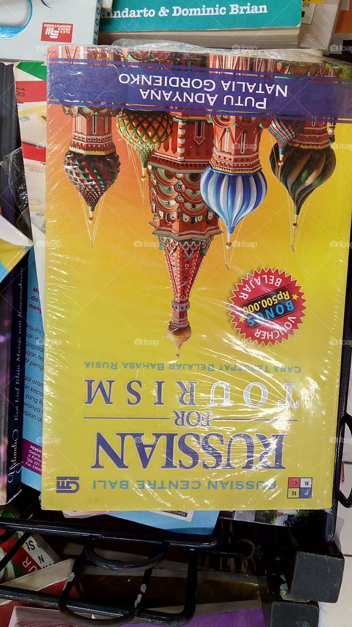 buku russian for tourism