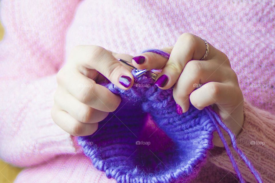 woman knitting