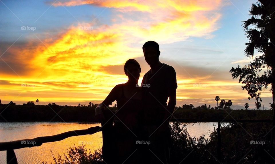 Safari sunset couple