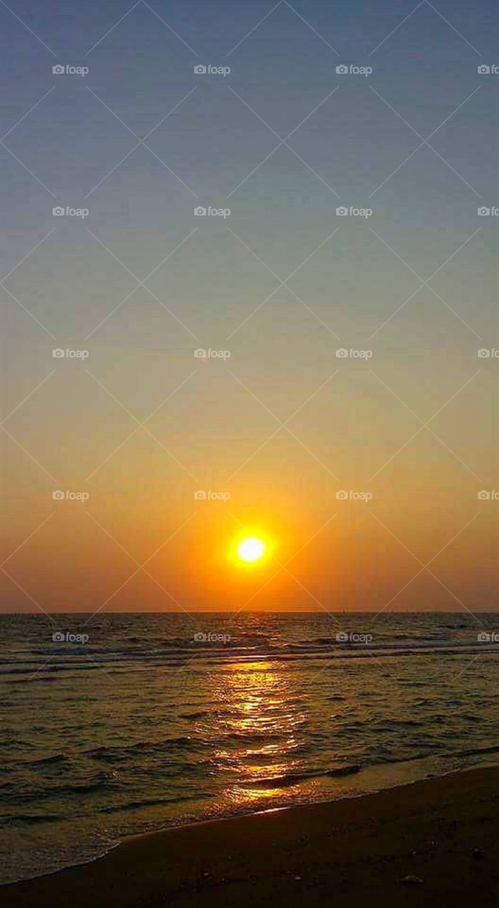 Sunset at Bansaen beach.