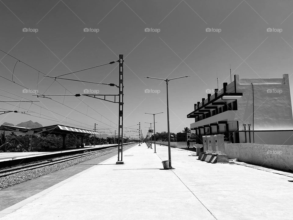 Bright light and shades - Railway platform 