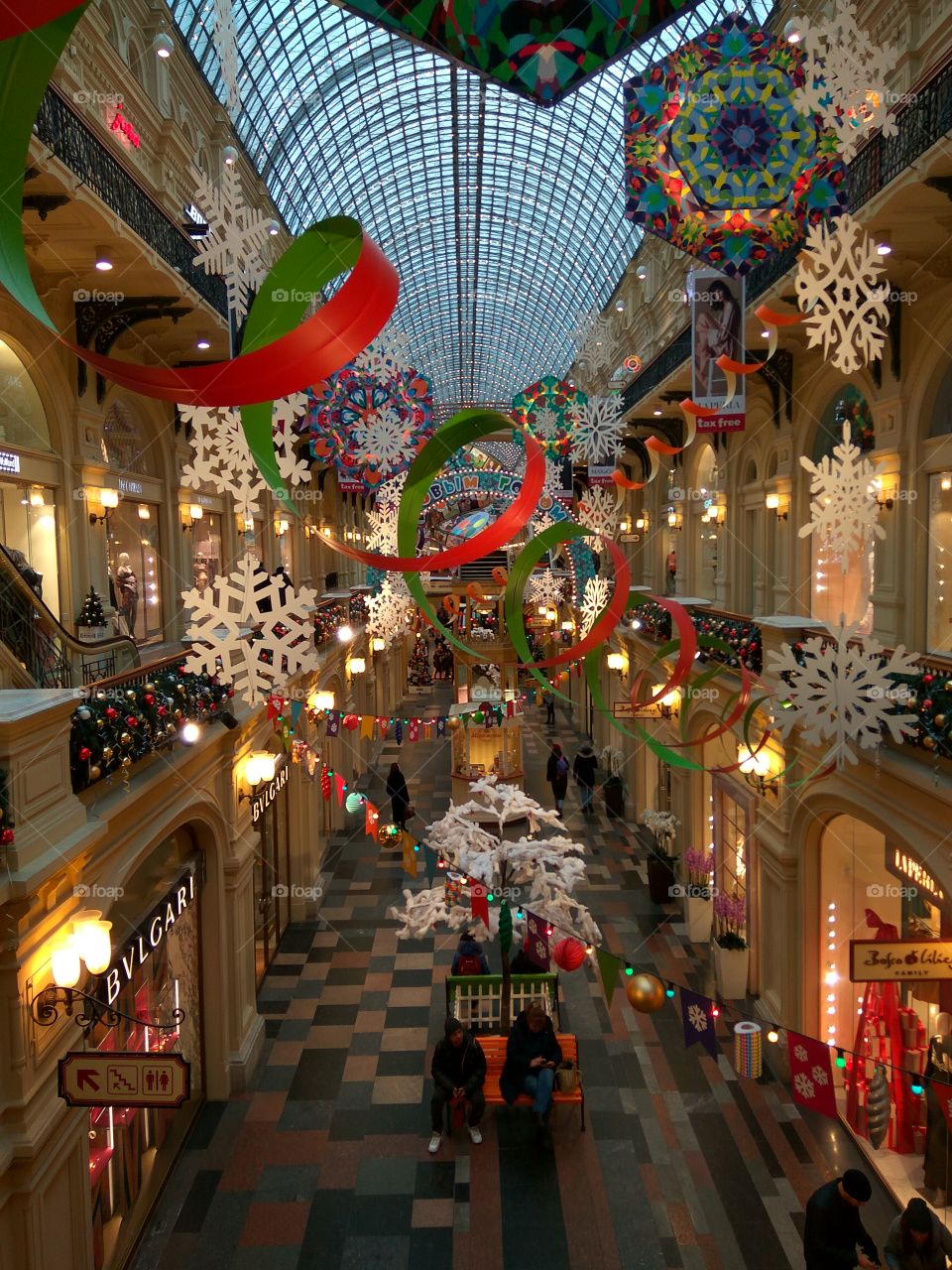 Festive interior in the mall