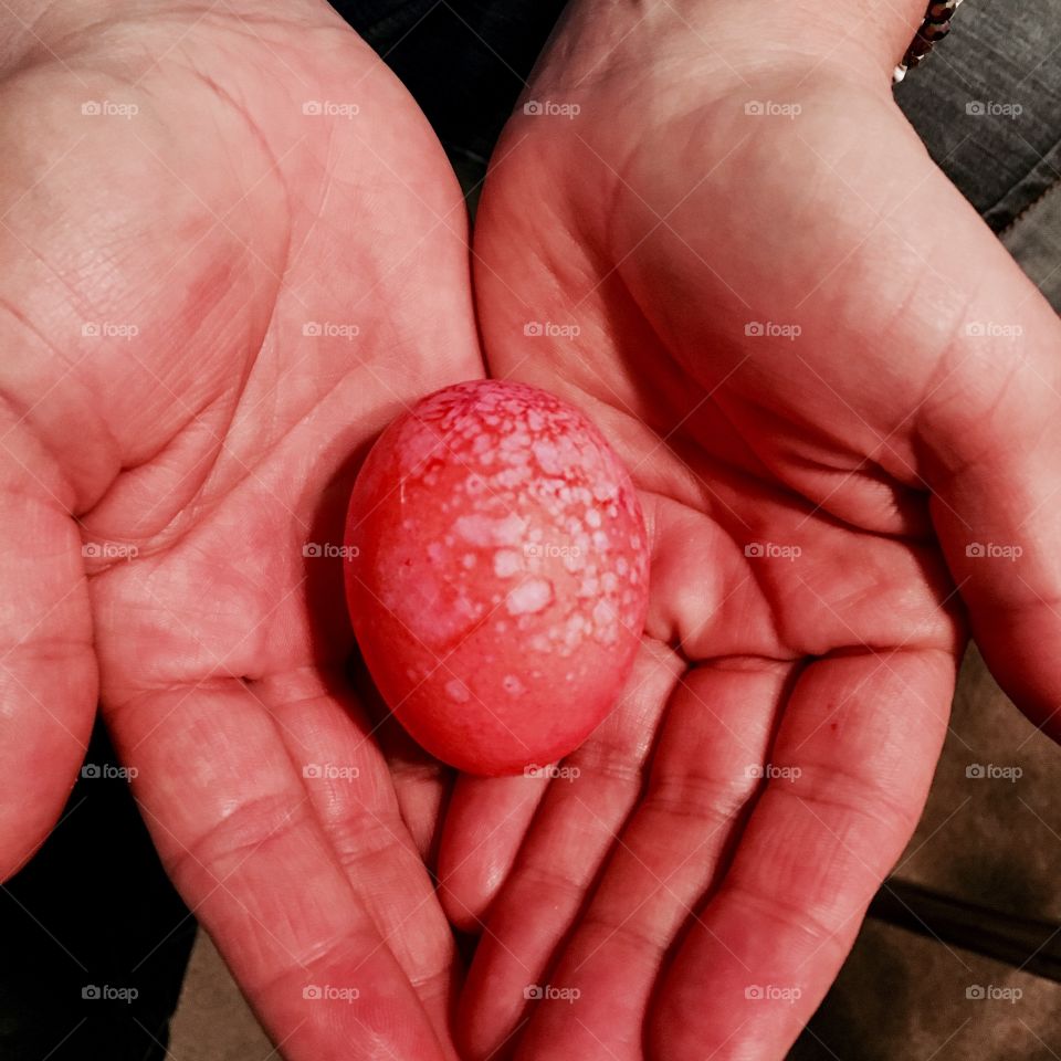 Creepy Red Easter egg 