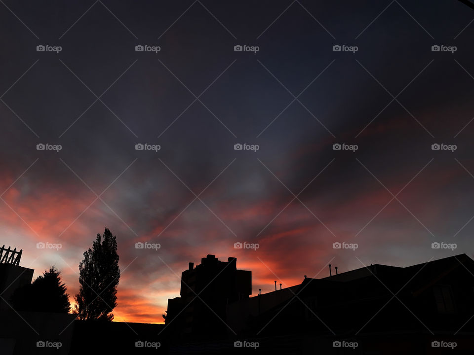 amazing red sky in the city