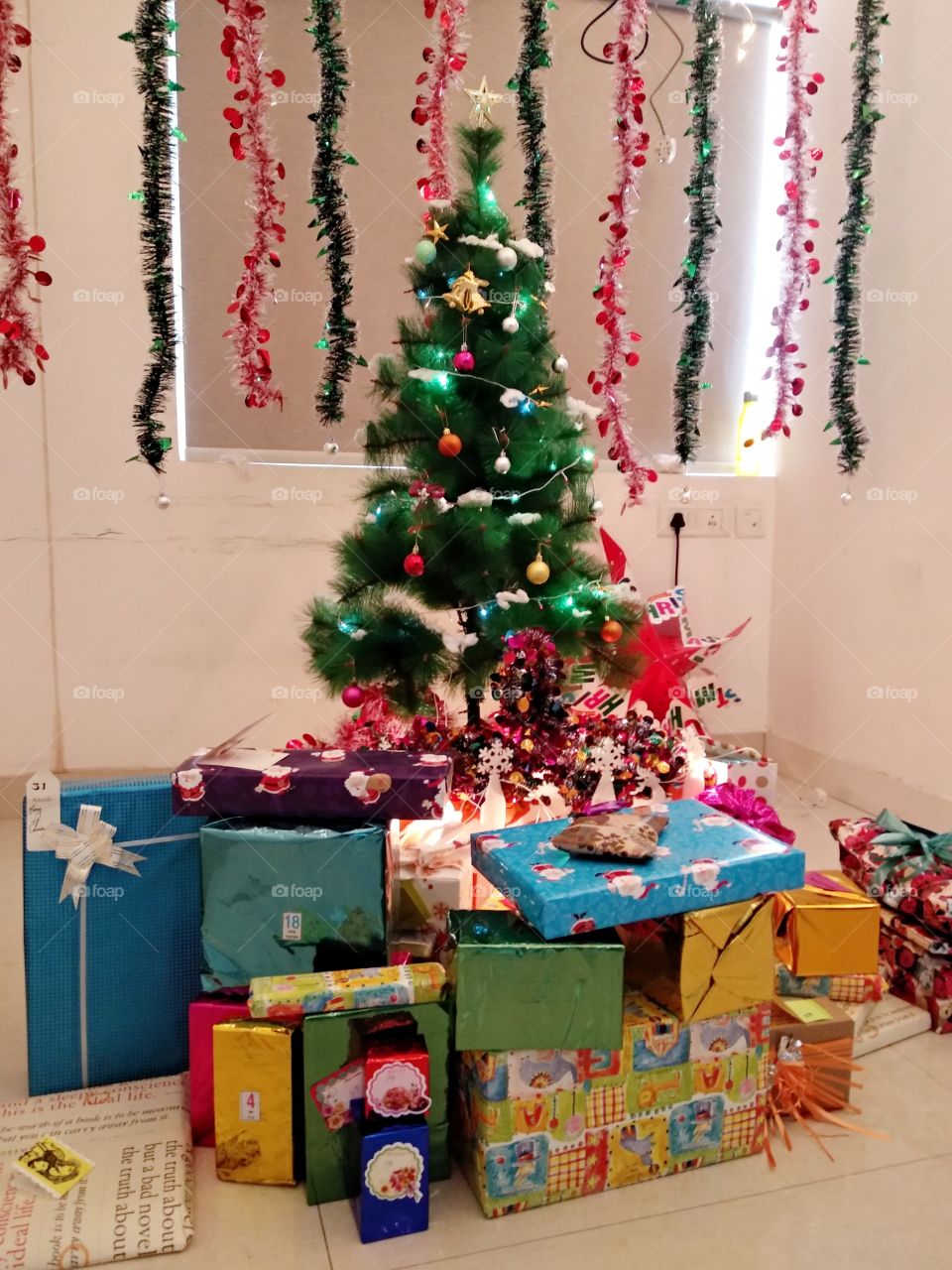 Christmas, Christmas tree , Christmas gifts