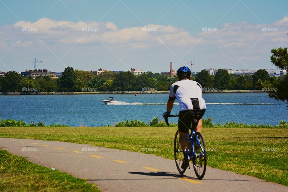 Biking Along the Potomac River