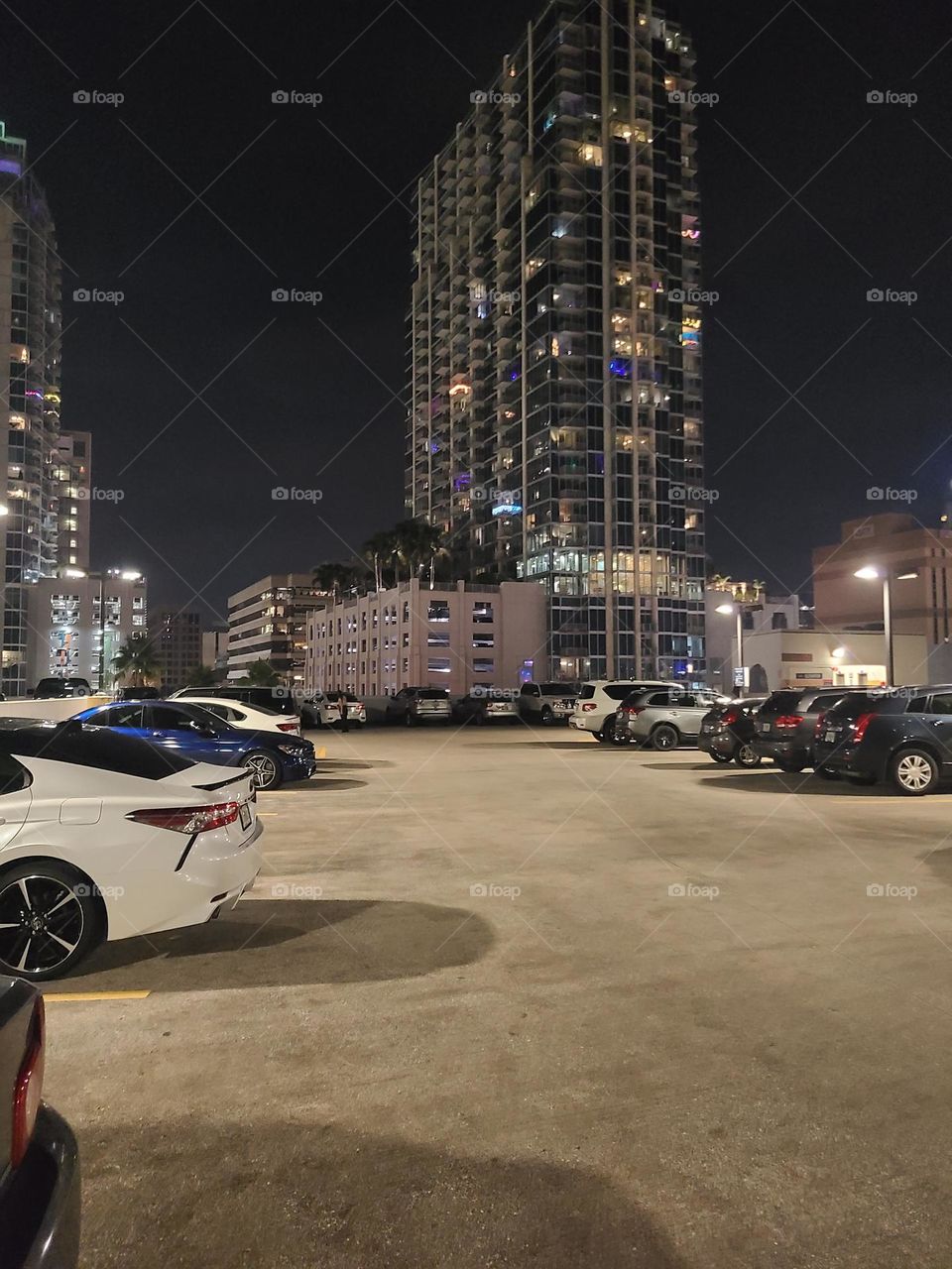 Roof top parking Tampa Florida 2021