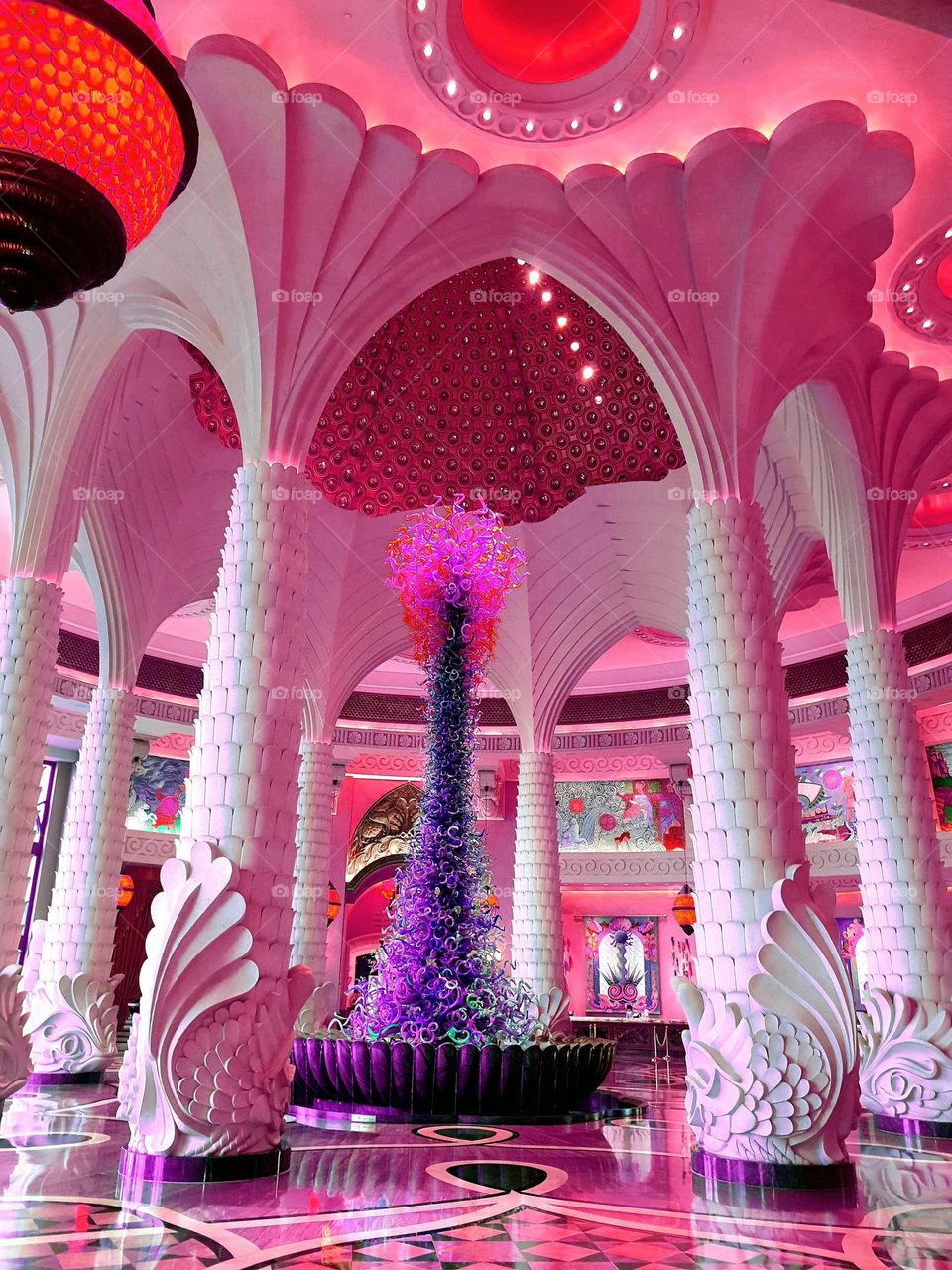 Atlantis - Luxurious 5 stars hotel