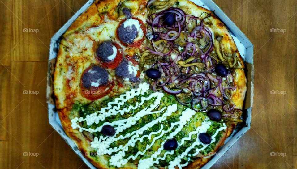 colour pizza