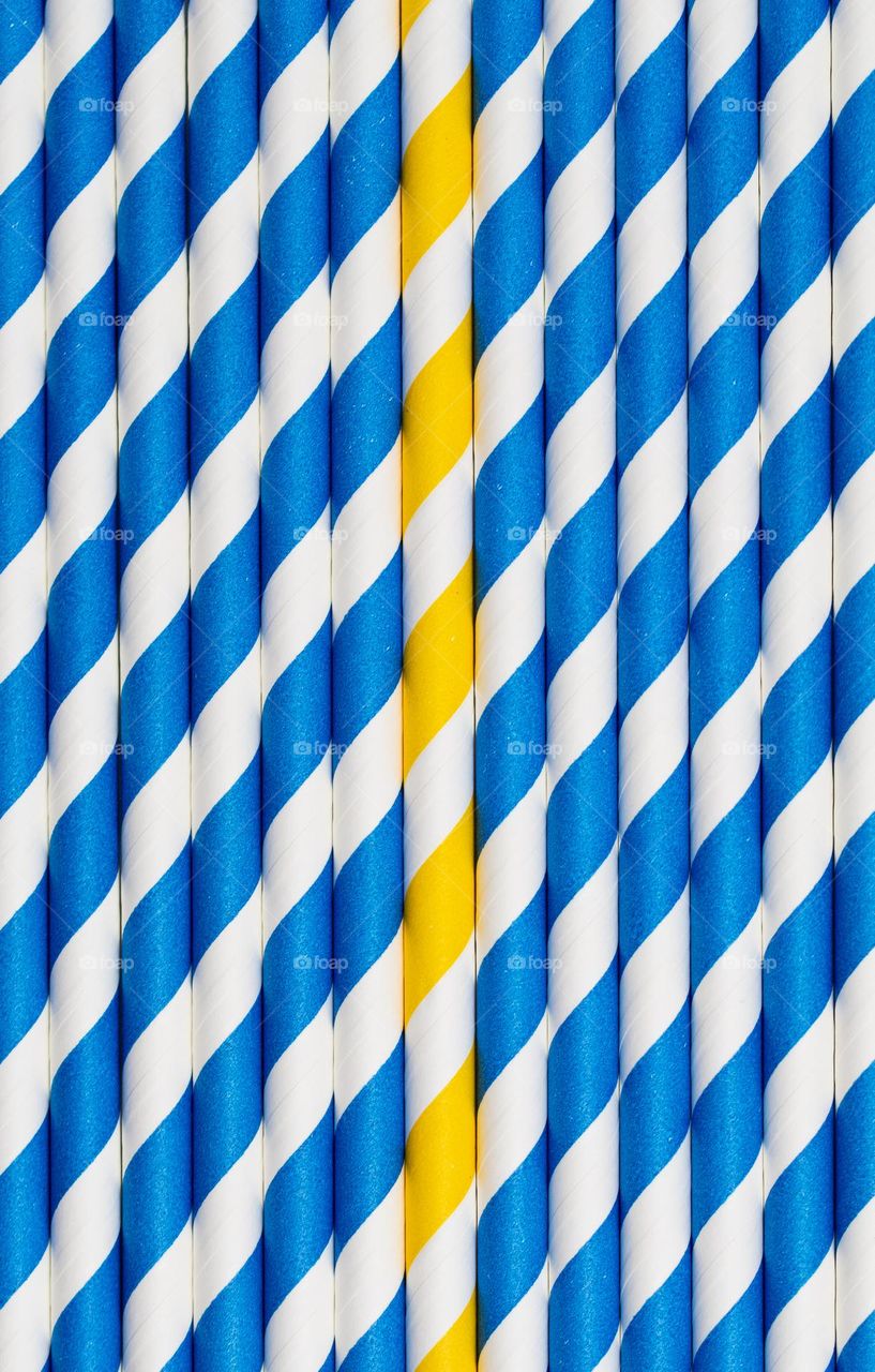 Photo of differently colored straws