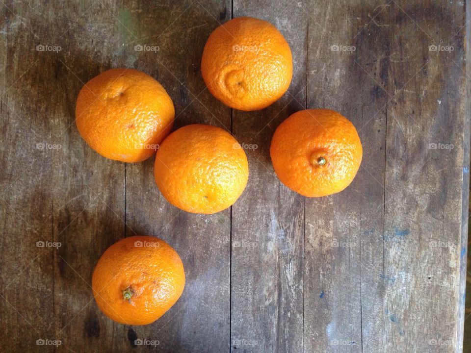 Oranges in kitchen 