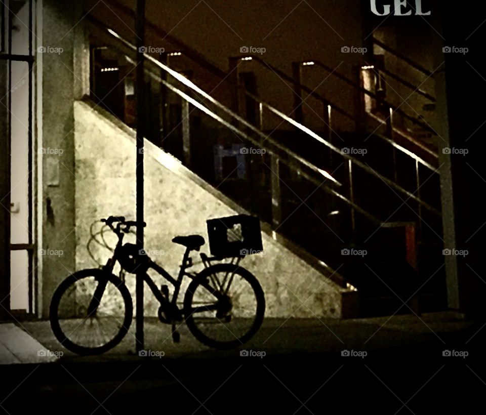 Bike, bicycle, silhouette, shadow, city, parked, light, outside, street, rail, railing, no person, architecture, urban, wheel, urban, abandoned, night