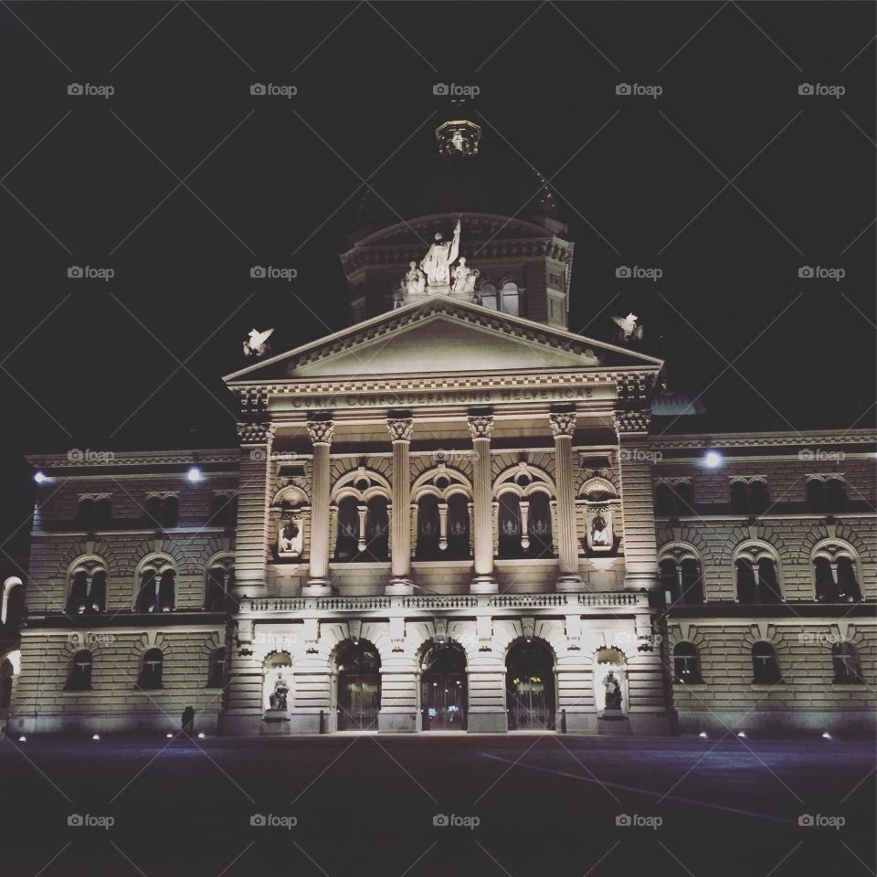 Federal Palace/ Palais Federal/ Bundeshaus / Palazzo Federale in Bern with nightlights. Switzerland 