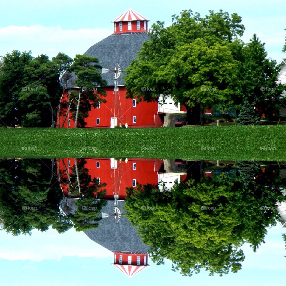 Red round Indiana barn. 