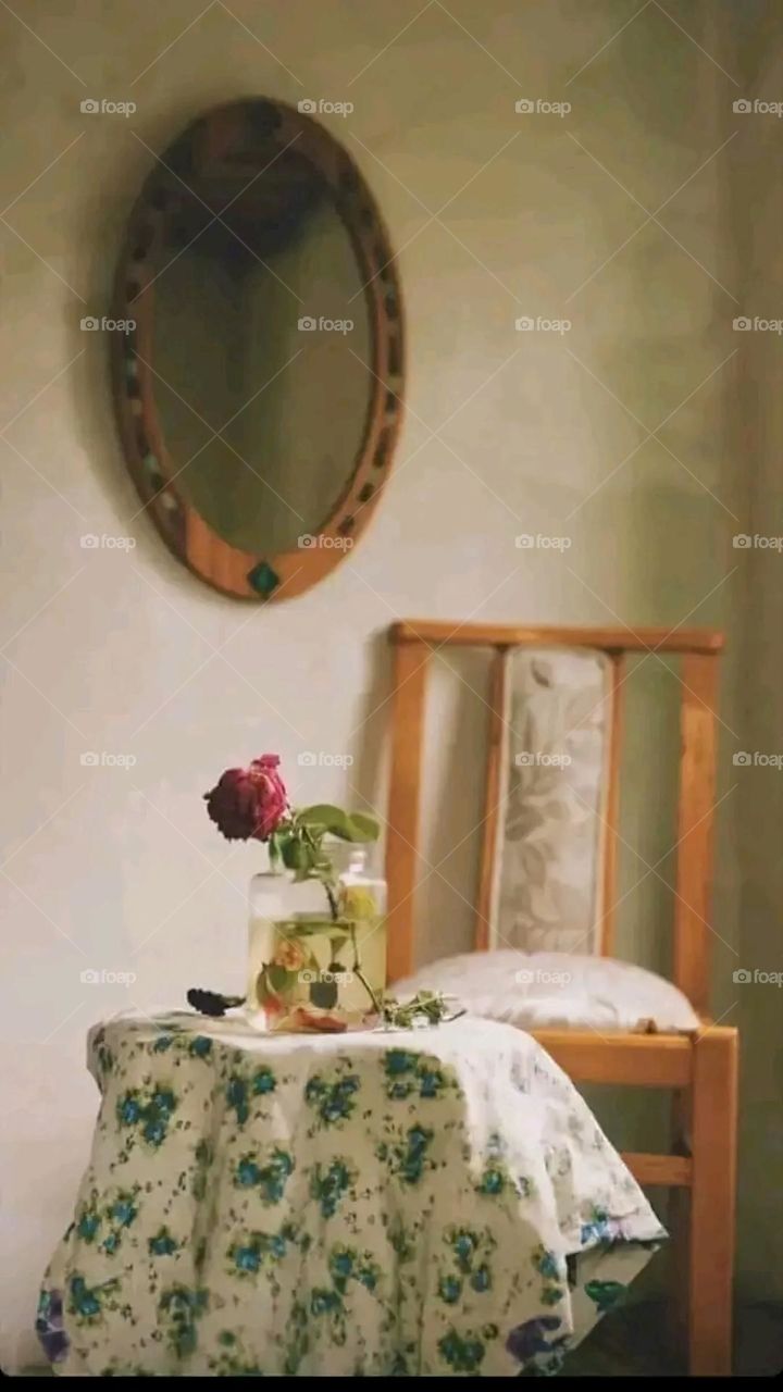 A very beautiful picture, and there is no better picture than it. There is no better picture of green herbs and colorful, red and white roses than it. Glory be to God, the natural and picturesque view, and there is no more wonderful picture than it.