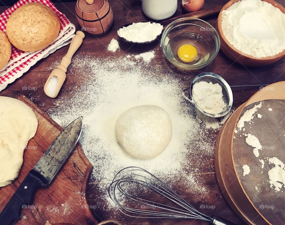 Flour and dough 