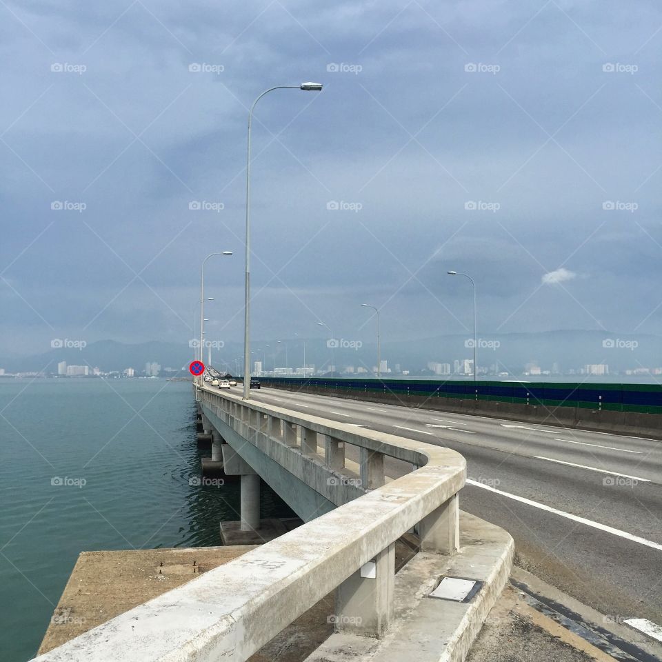the bridge across the sea to Penang