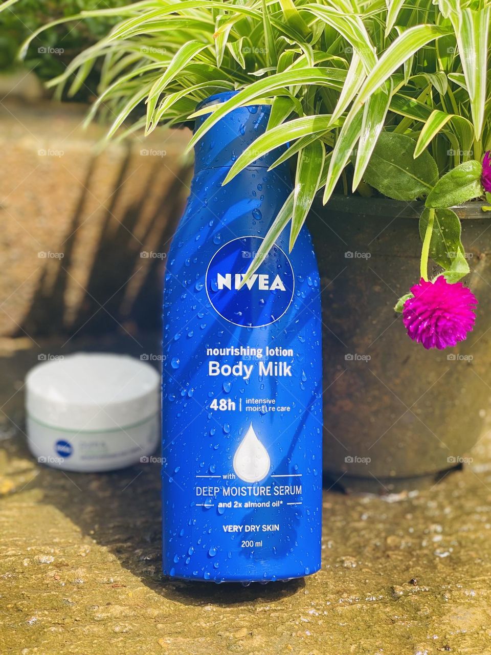 NIVEA