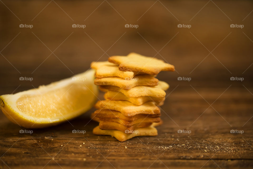 Starshape biscuit on woodfloor