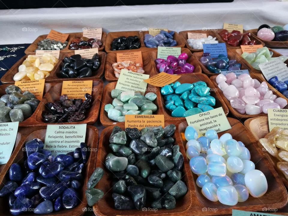 market,rock,colours