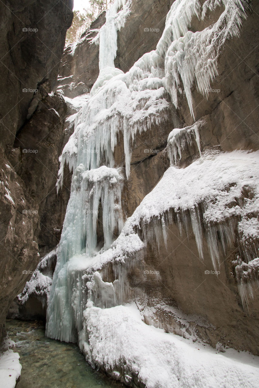 Frozen falls 