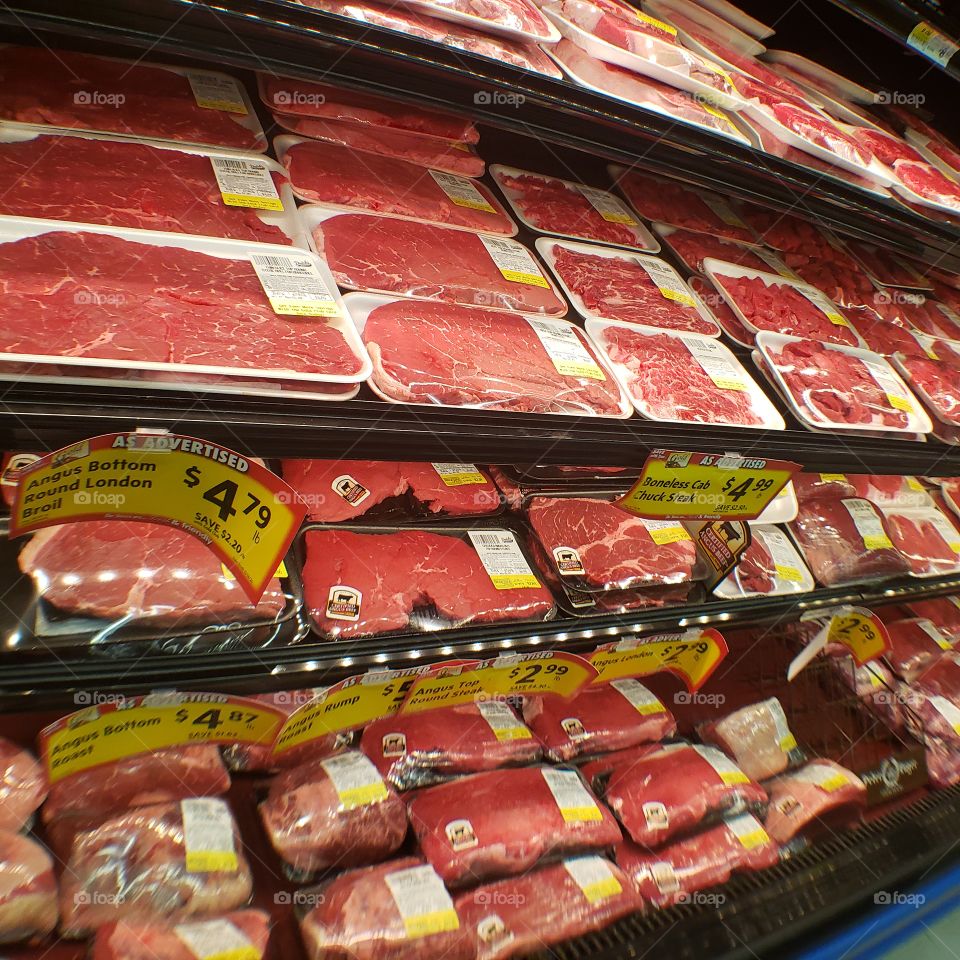 All Types of Beef & Steak on Shelf