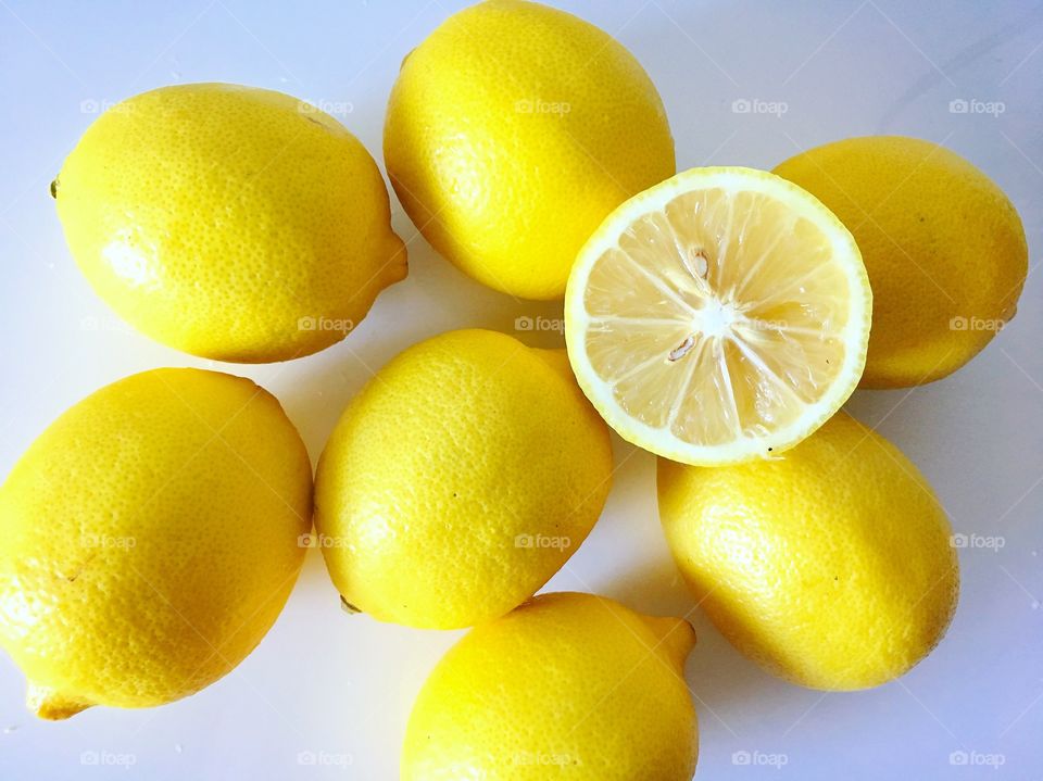 Yellow lemons