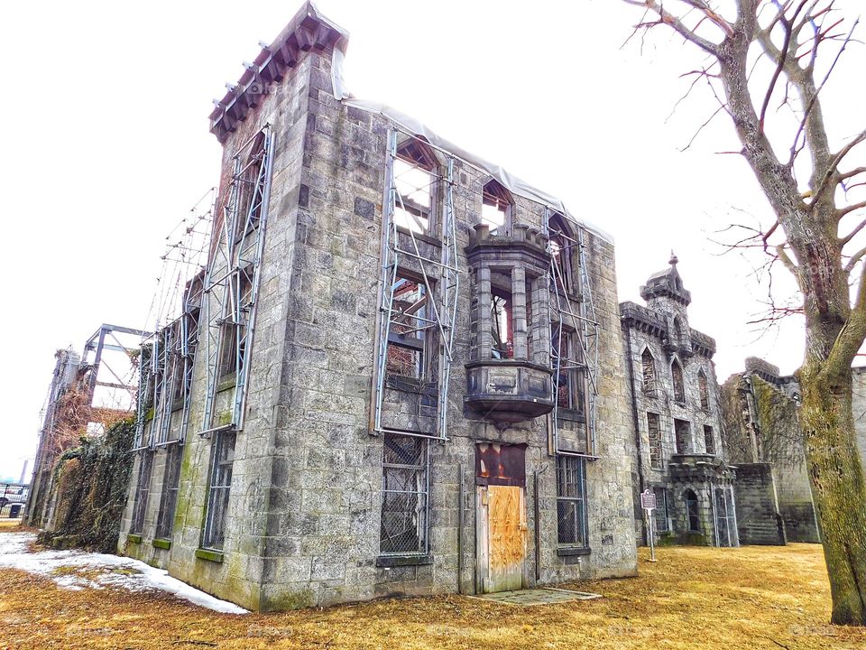 Smallpox Hospital Memorial on Roosevelt Island 