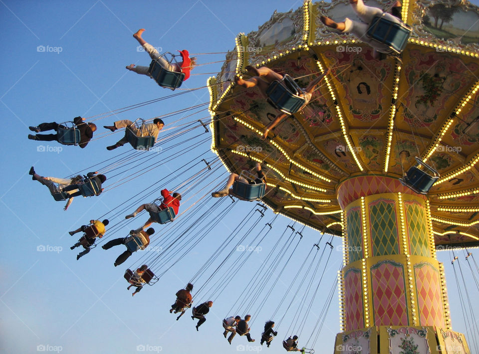 people motion fun carousel by janfornhem