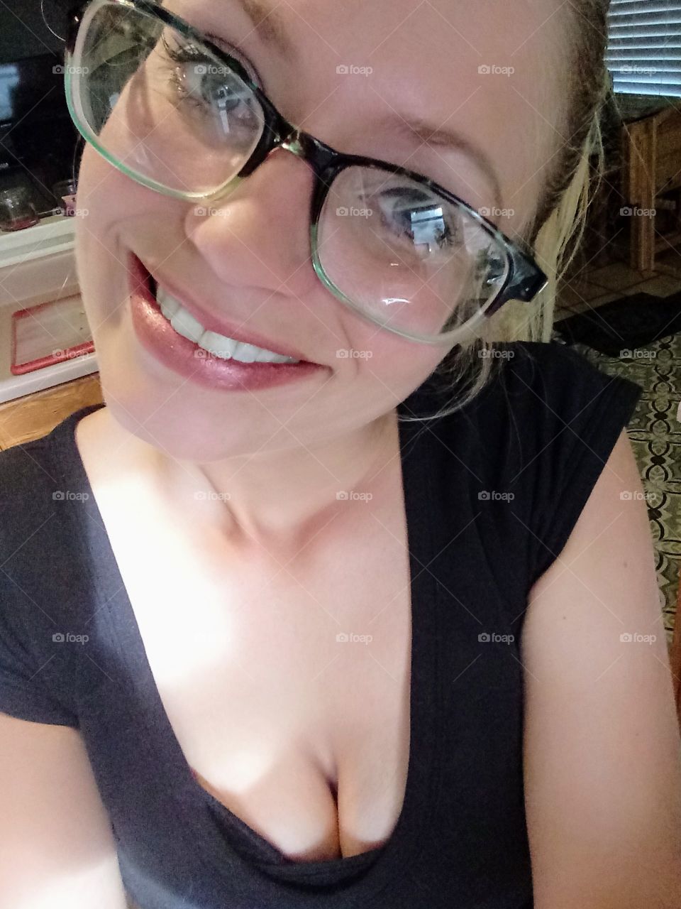 sexy dorky chick wearing glasses