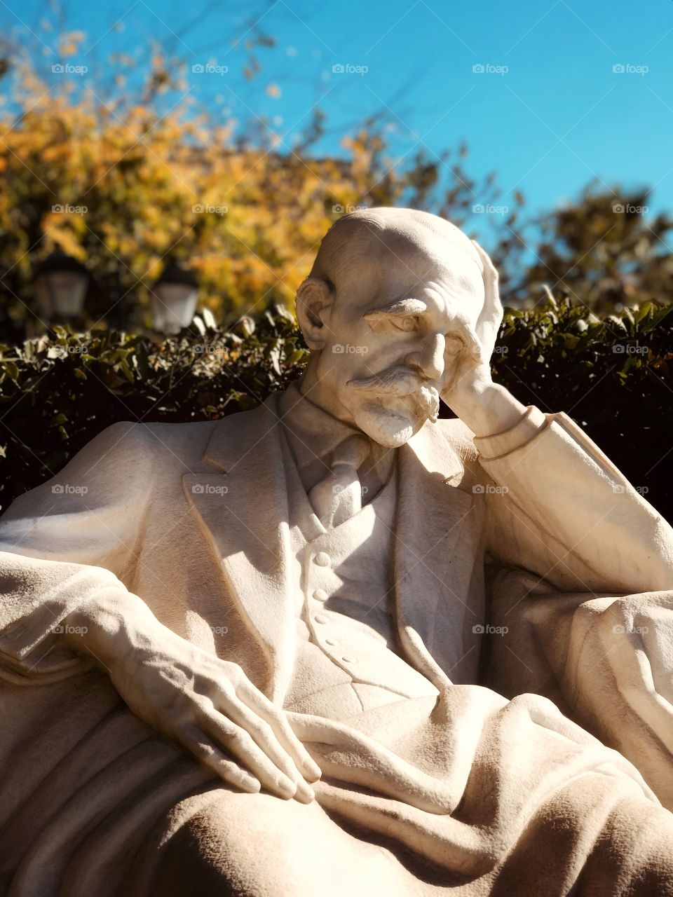 thoughtful statue