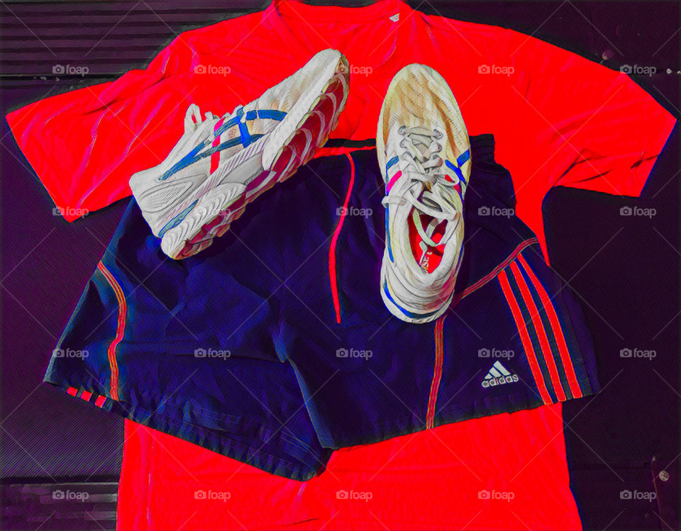 🏃‍♂️ 🇺🇸 Good Morning!  Everything ready to sweat the shirt. Let's go for a good morning jog?  Running is good for your health! / 🇧🇷 Bom dia! Tudo pronto para suar a camisa. Vamos para um bom cooper matinal? Correr faz bem para a saúde! 