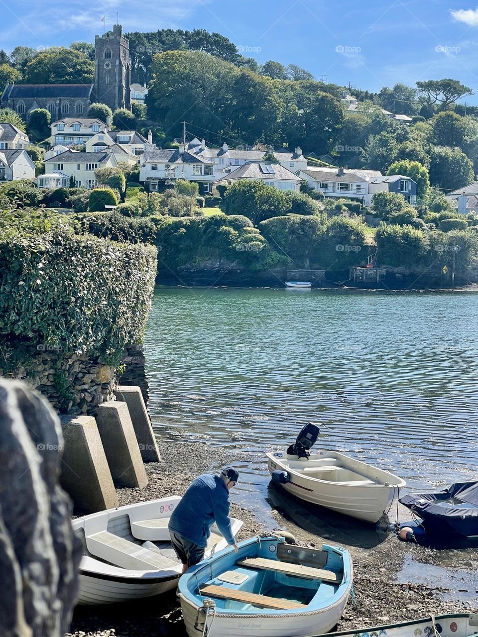 Man securing his boat 