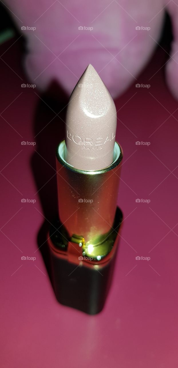 Loreal lipstick