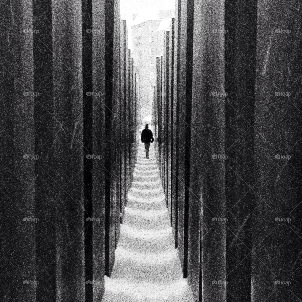 snow winter alone berlin by claudeschneider