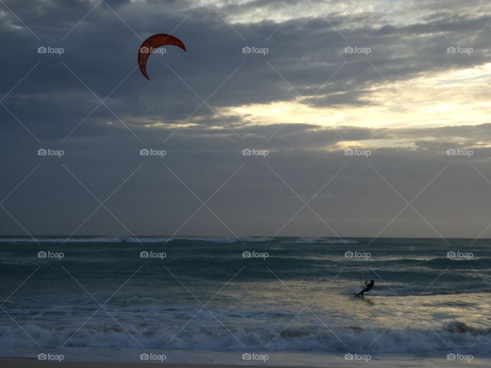 Kite surfing 